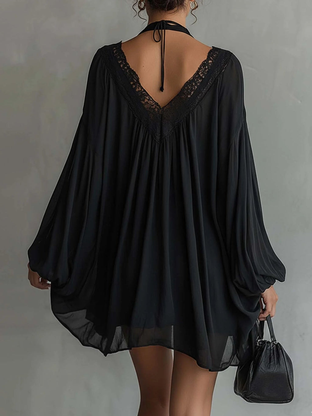 Cassandre | Mini Abito in Chiffon Nero, Collo in Pizzo