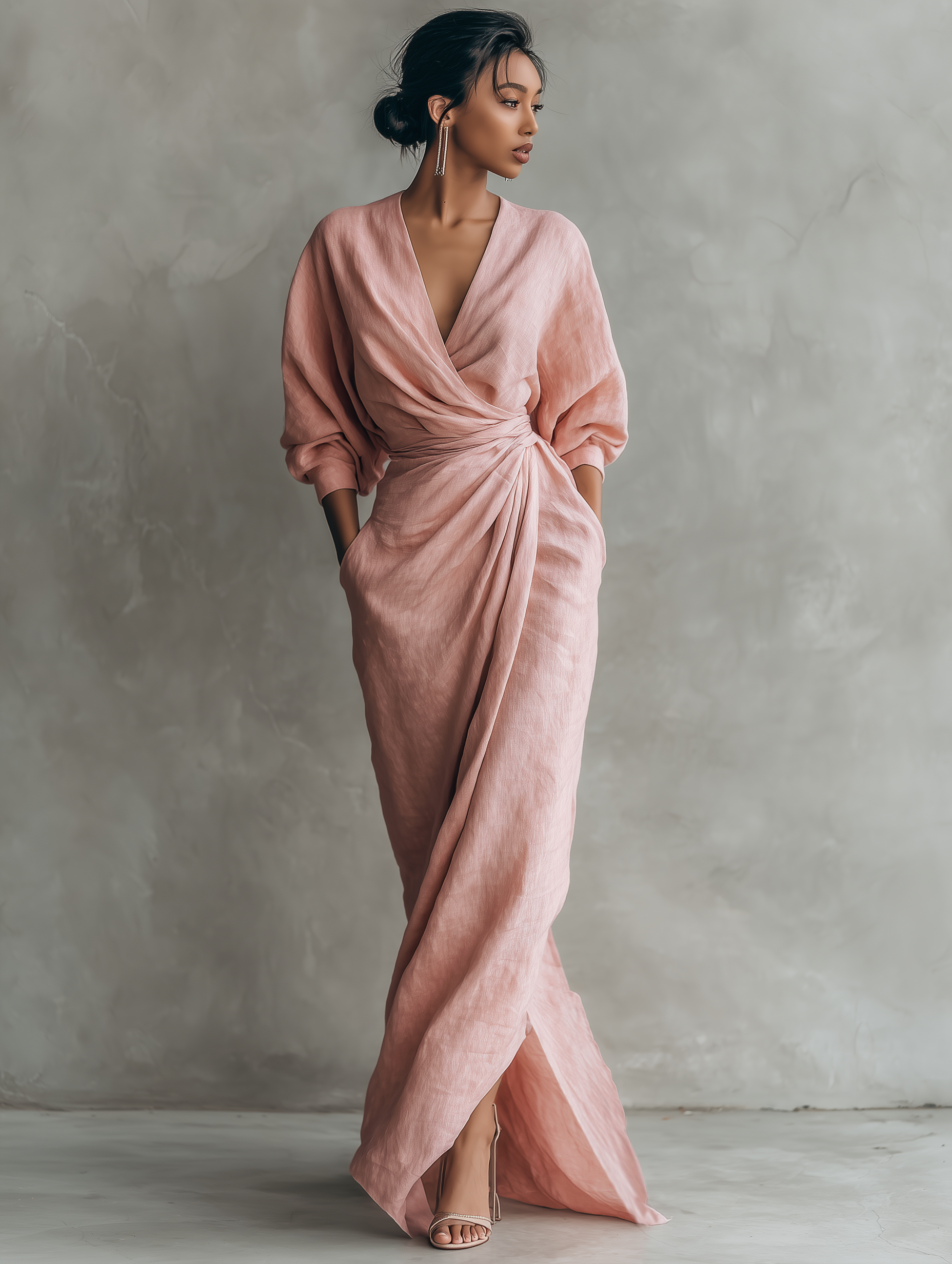 Abito Maxi in Lino Rosa con Scollatura a V