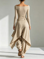 Delphine | Completo Top Beige Collo Barchetta e Pantalone Largo con Volant