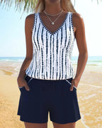 Mia | Top e pantaloni stampati a V