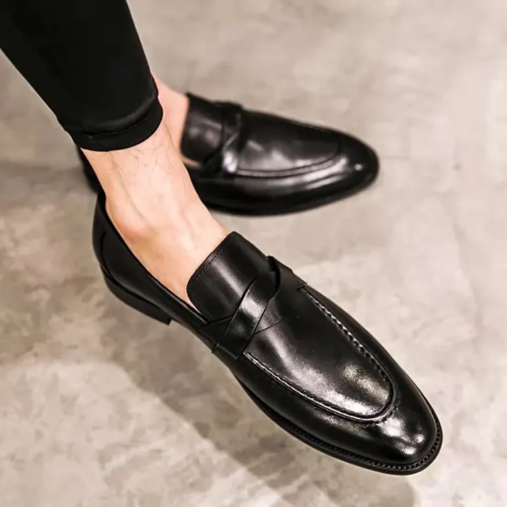 Eleganti mocassini in pelle