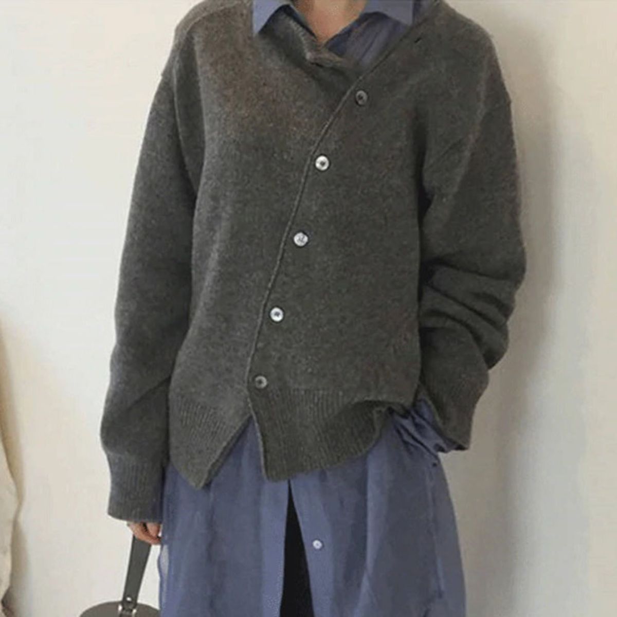 Ashley™| Maglione con Bottoni