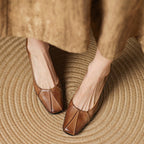 Pumps in pelle Marisol con punta quadrata