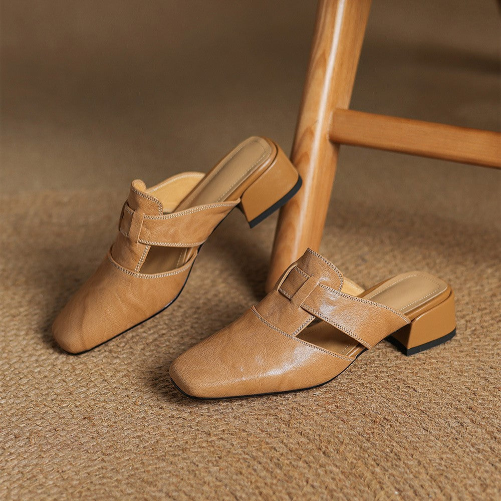 Mule in pelle Rosel con punta quadrata