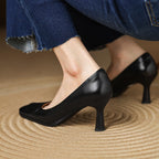 Pumps in pelle Marisol con punta quadrata