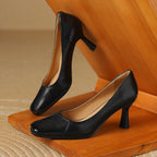 Pumps in pelle Marisol con punta quadrata