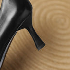Pumps in pelle Marisol con punta quadrata