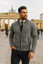 Leon | Maglione con zip e vita sagomata