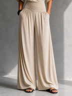 Aline | Combinazione Elegante a Cuore con Gambe Larghe