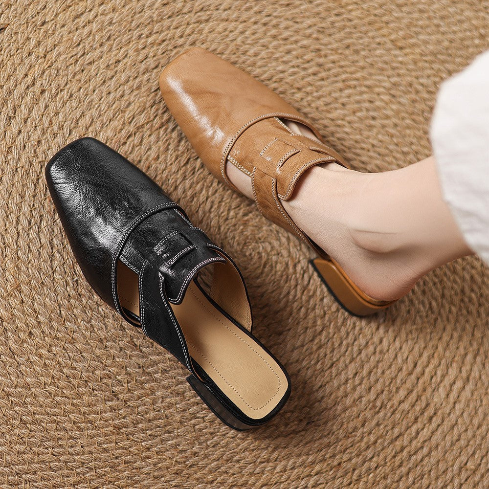 Mule in pelle Rosel con punta quadrata
