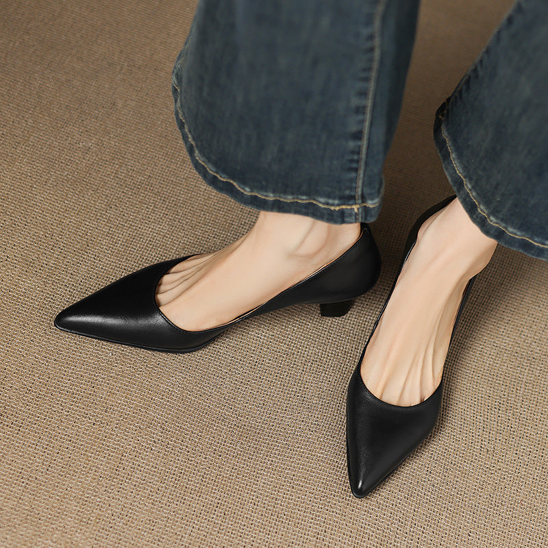 Calenne Kitten Heels in Pelle