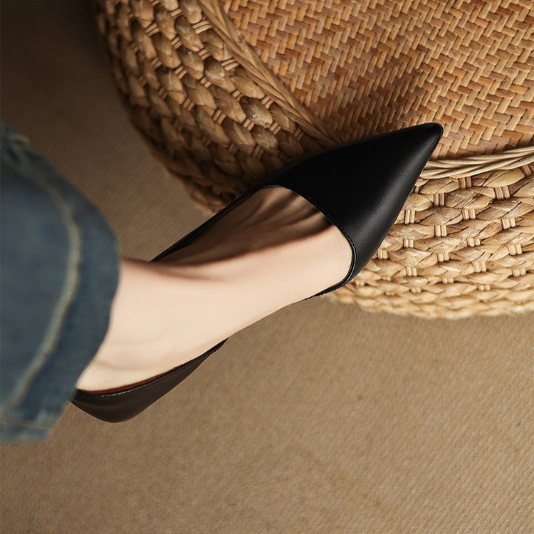 Orlisse Kitten Heel Pumps in Pelle