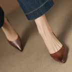 Calenne Kitten Heels in Pelle