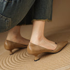 Ceyra Scarpe con Tacco Kitten in Pelle