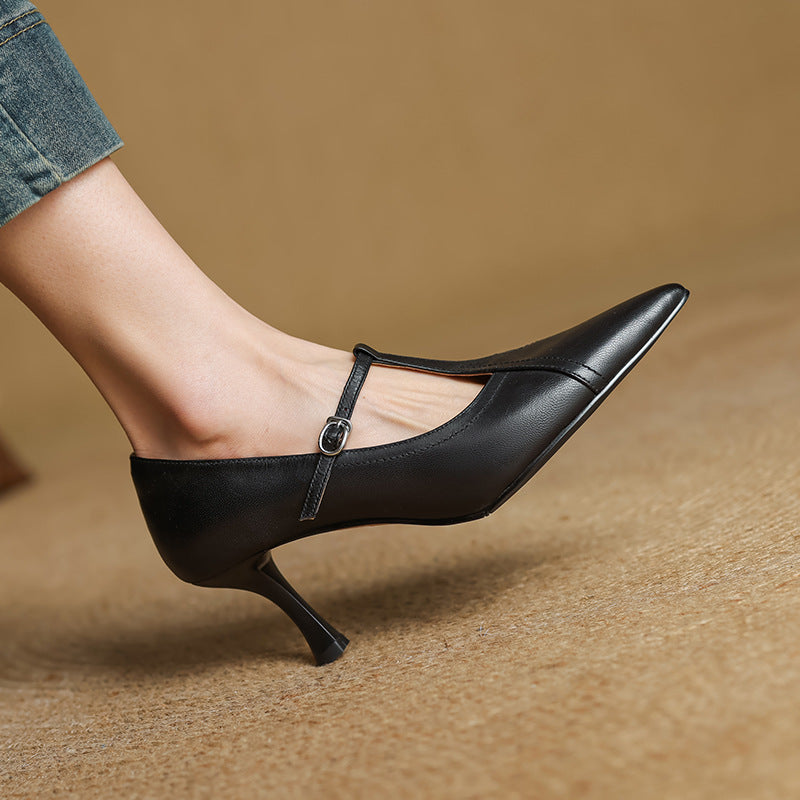 Aveline Pumps con T-Riemen in Pelle