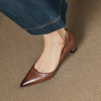 Calenne Kitten Heels in Pelle