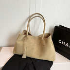 Kyadeeih | Borsa elegante