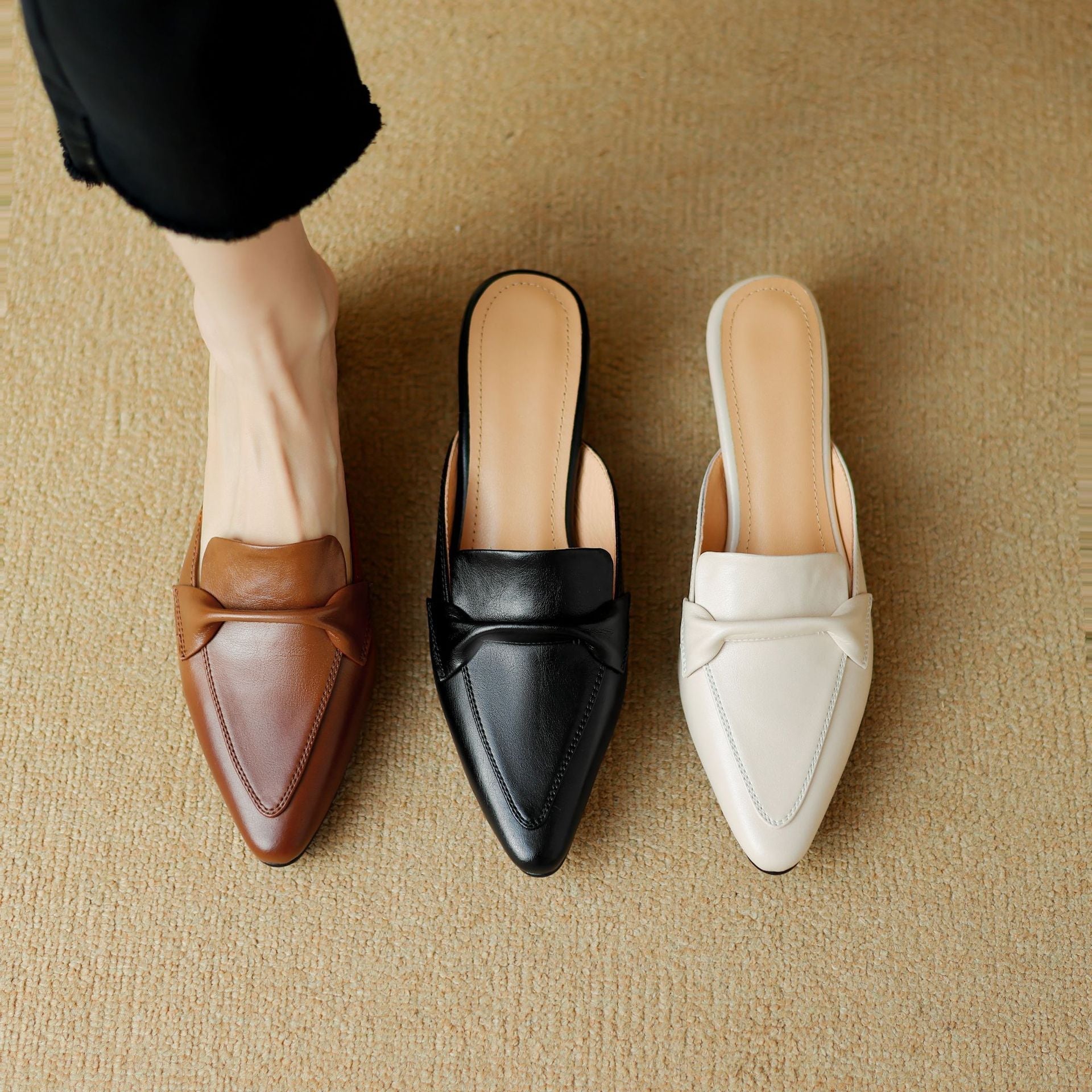 Marloe Mules in pelle a punta