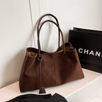 Kyadeeih | Borsa elegante