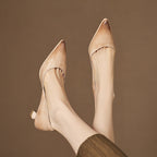 Calenne Kitten Heels in Pelle