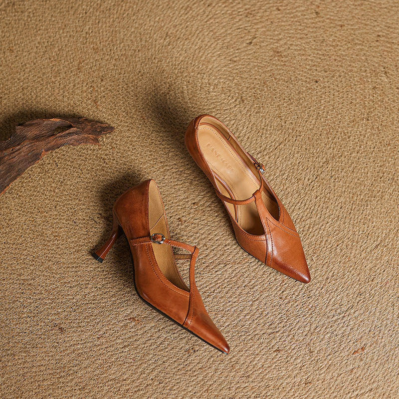 Aveline Pumps con T-Riemen in Pelle