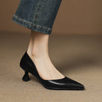 Calenne Kitten Heels in Pelle