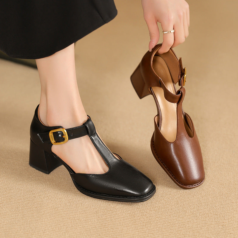 Pumps in pelle con T-Riemen Marcele