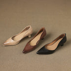 Calenne Kitten Heels in Pelle