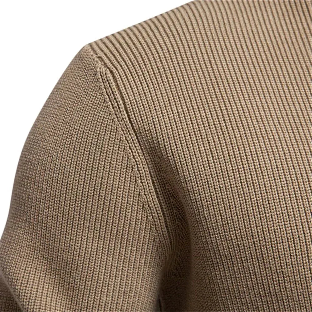 Konrad | Maglione elegante da uomo con design a bottoni