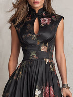 Violette | Abito midi in satin plissettato nero con stampa floreale e scollatura a goccia