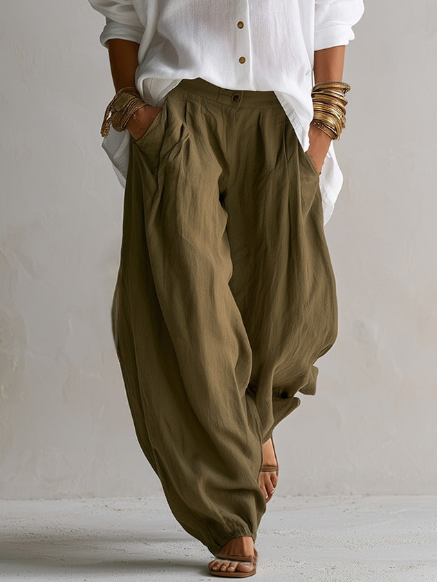 Capucine | Camicia Bianca Ampia e Pantalone Lantern Verde Oliva