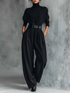 Noëlla | Completo con Collo Alto Nero e Pantalone Dritto
