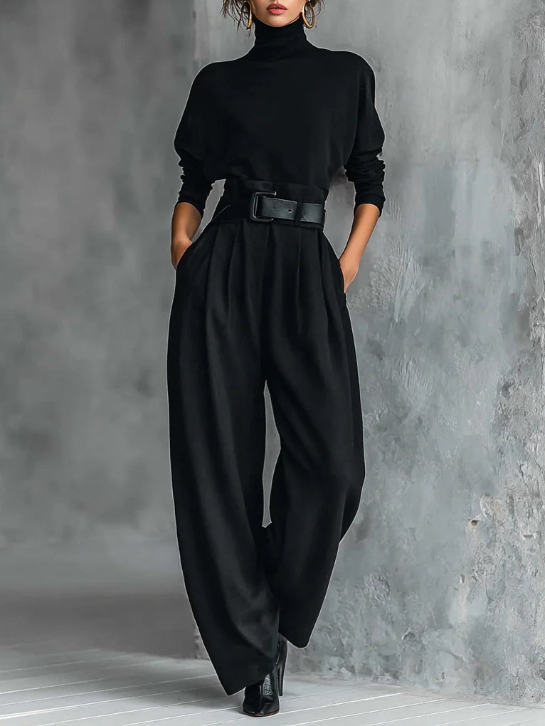 Noëlla | Completo con Collo Alto Nero e Pantalone Dritto