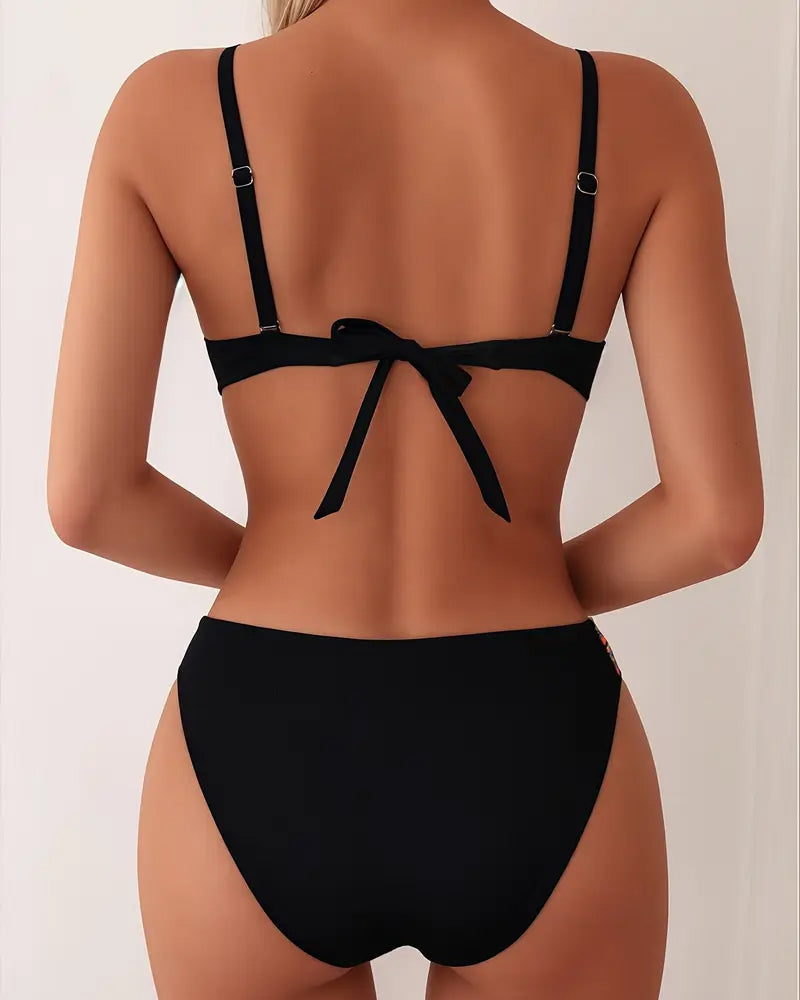 Lois | Set Bikini Sexy con Scollo sulla Schiena