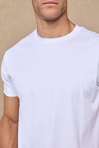 Adam | T-shirt di Lusso Centrate per Uomini