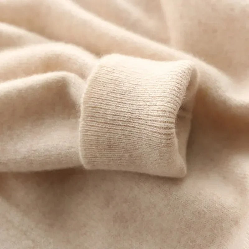 Floris | Elegante Maglione con scollo a V